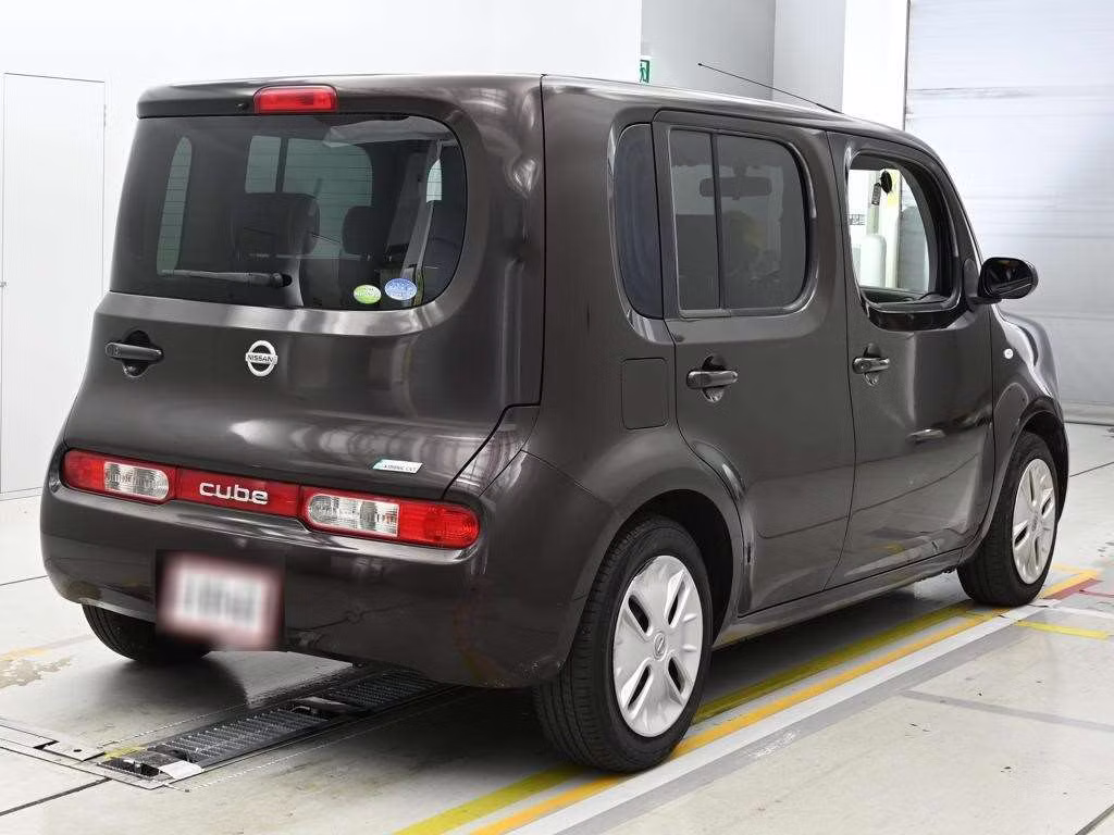 NISSAN CUBE