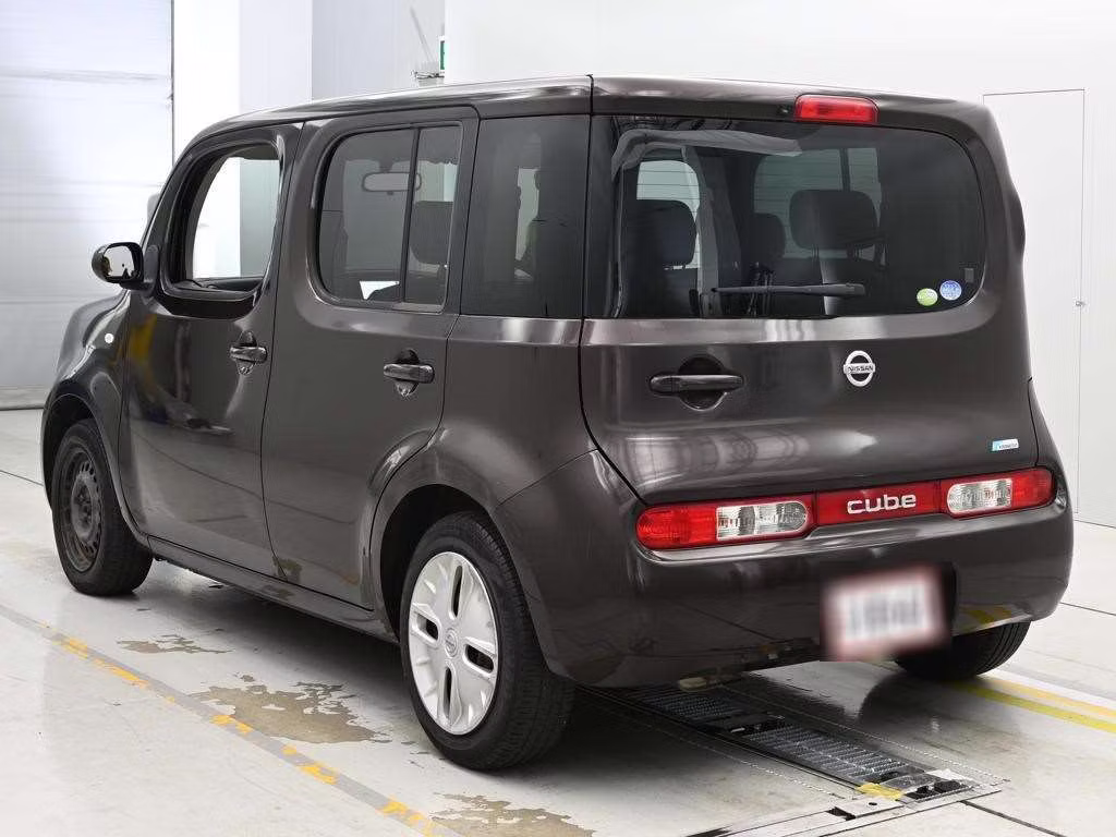 NISSAN CUBE
