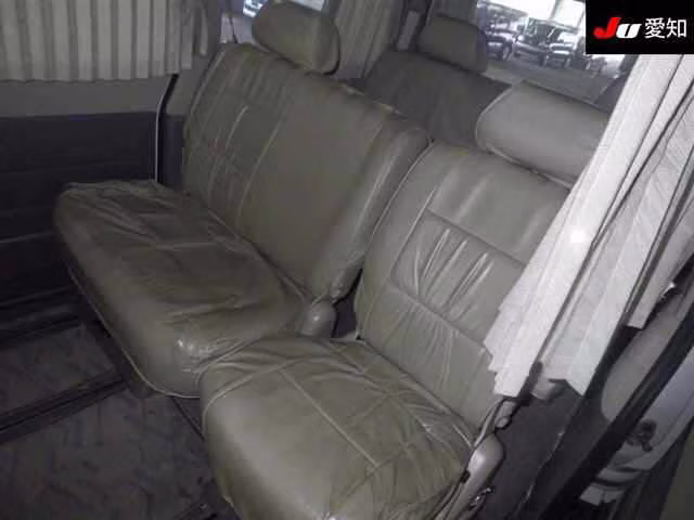 TOYOTA GRANVIA