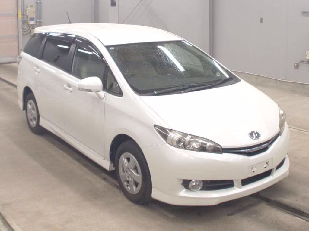 TOYOTA WISH