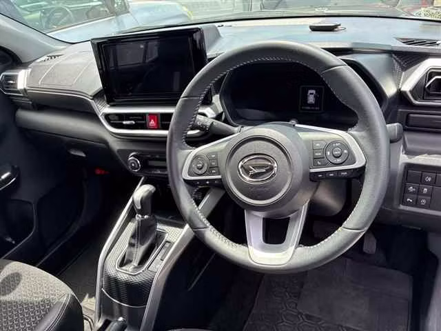 DAIHATSU ROCKY