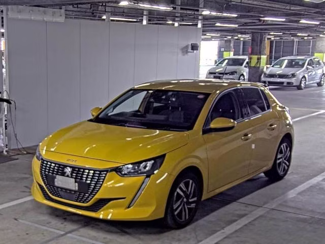 PEUGEOT 208