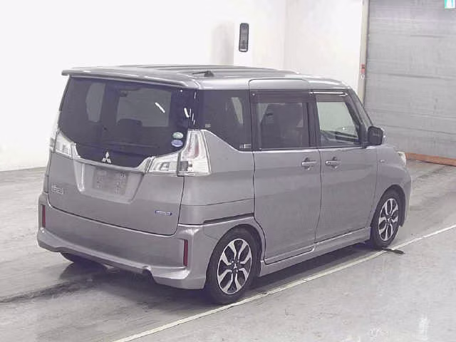 MITSUBISHI DELICA D:2