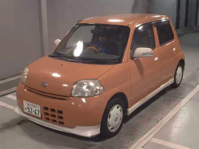 DAIHATSU ESSE