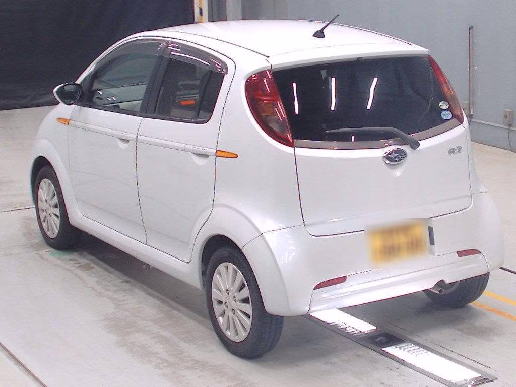 SUBARU R2