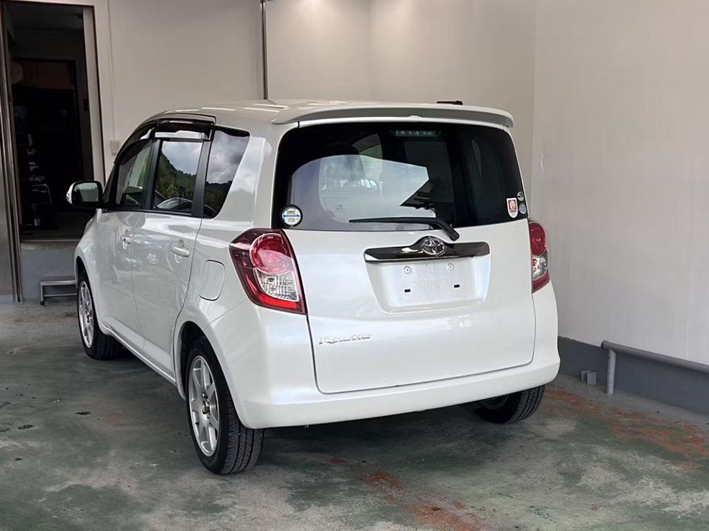 TOYOTA RACTIS