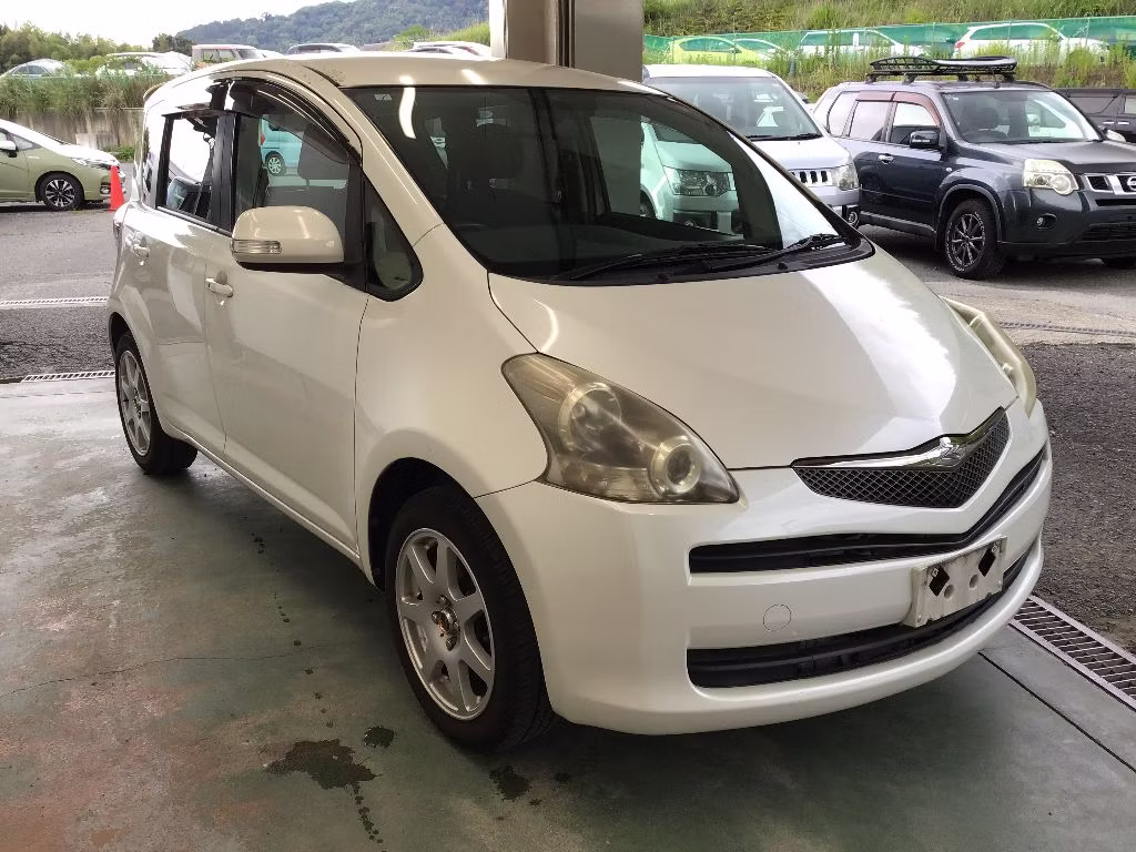 TOYOTA RACTIS
