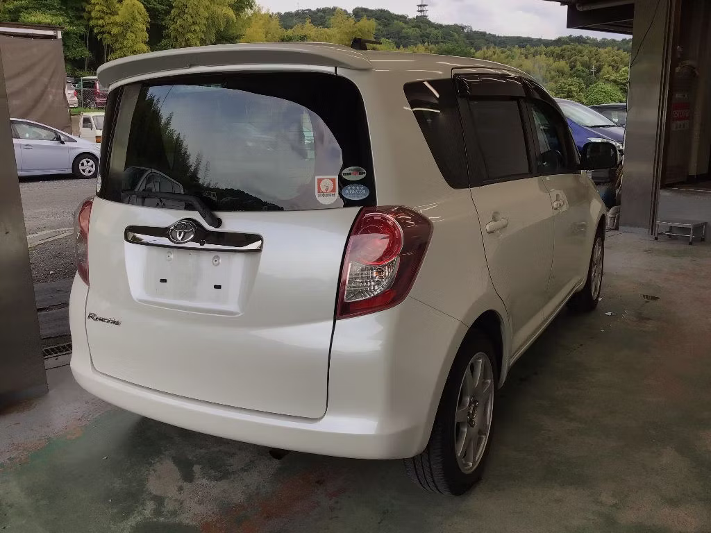 TOYOTA RACTIS