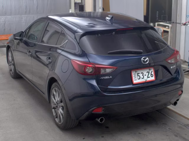 MAZDA AXELA