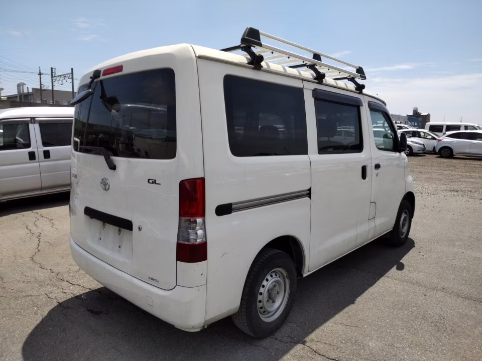 TOYOTA LITE ACE