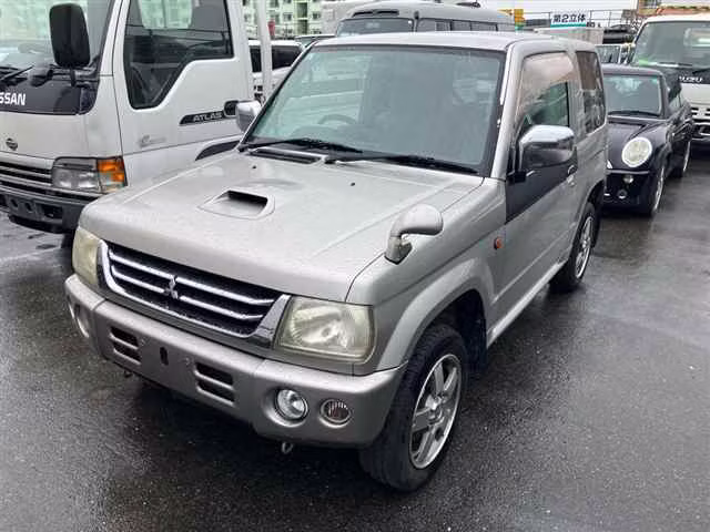 MITSUBISHI PAJERO MINI