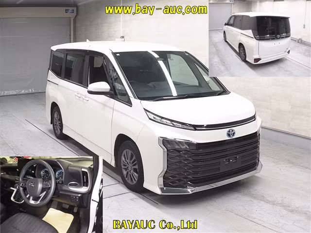 TOYOTA VOXY