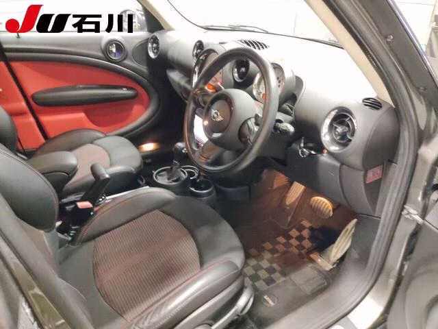 MINI CROSSOVER