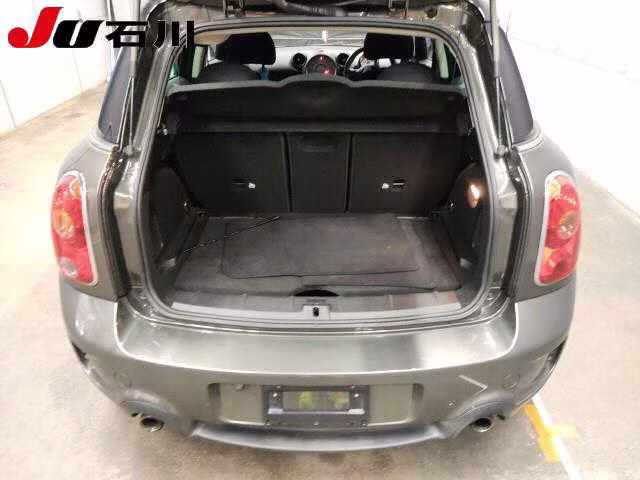 MINI CROSSOVER