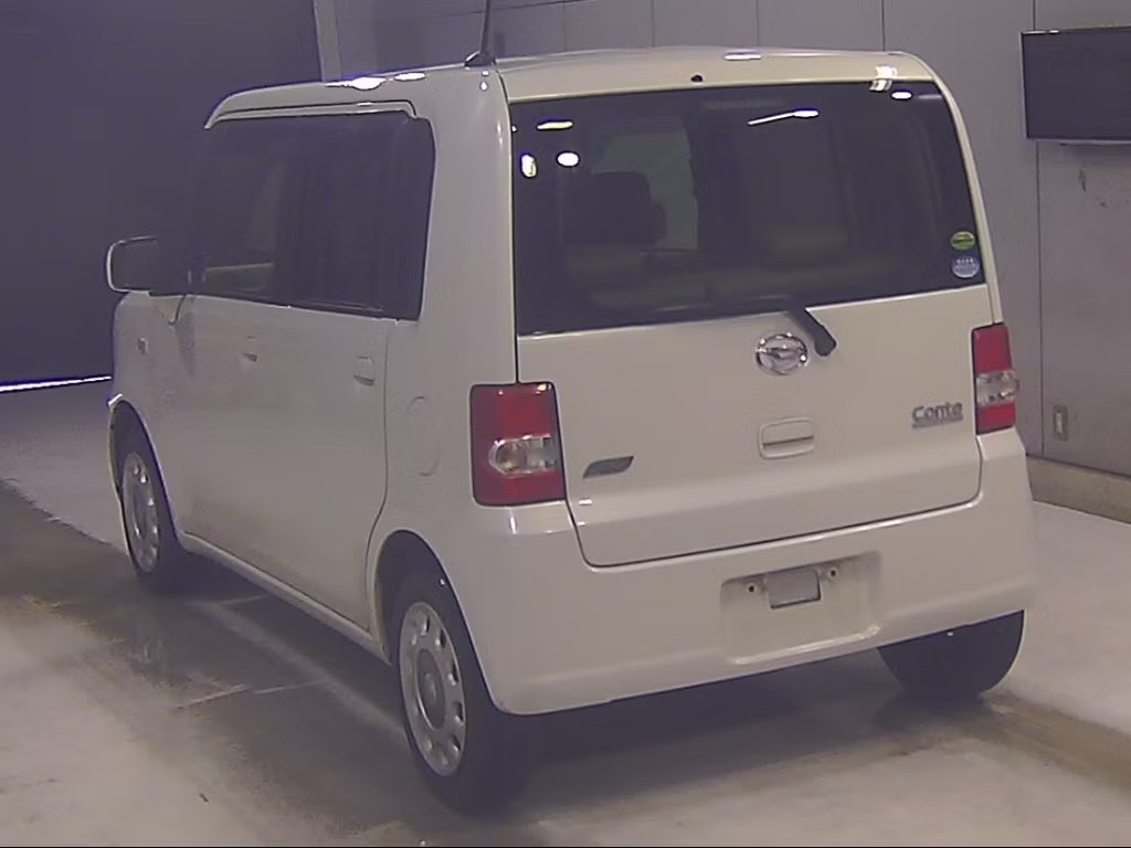 DAIHATSU MOVE CONTE