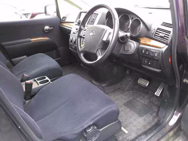 NISSAN PRESAGE