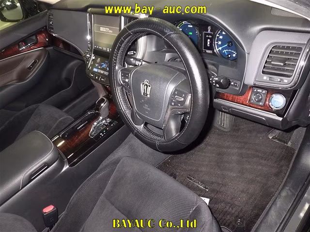 TOYOTA CROWN