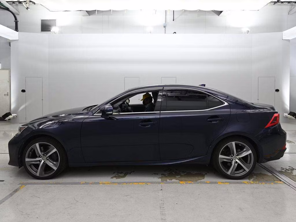 LEXUS IS350