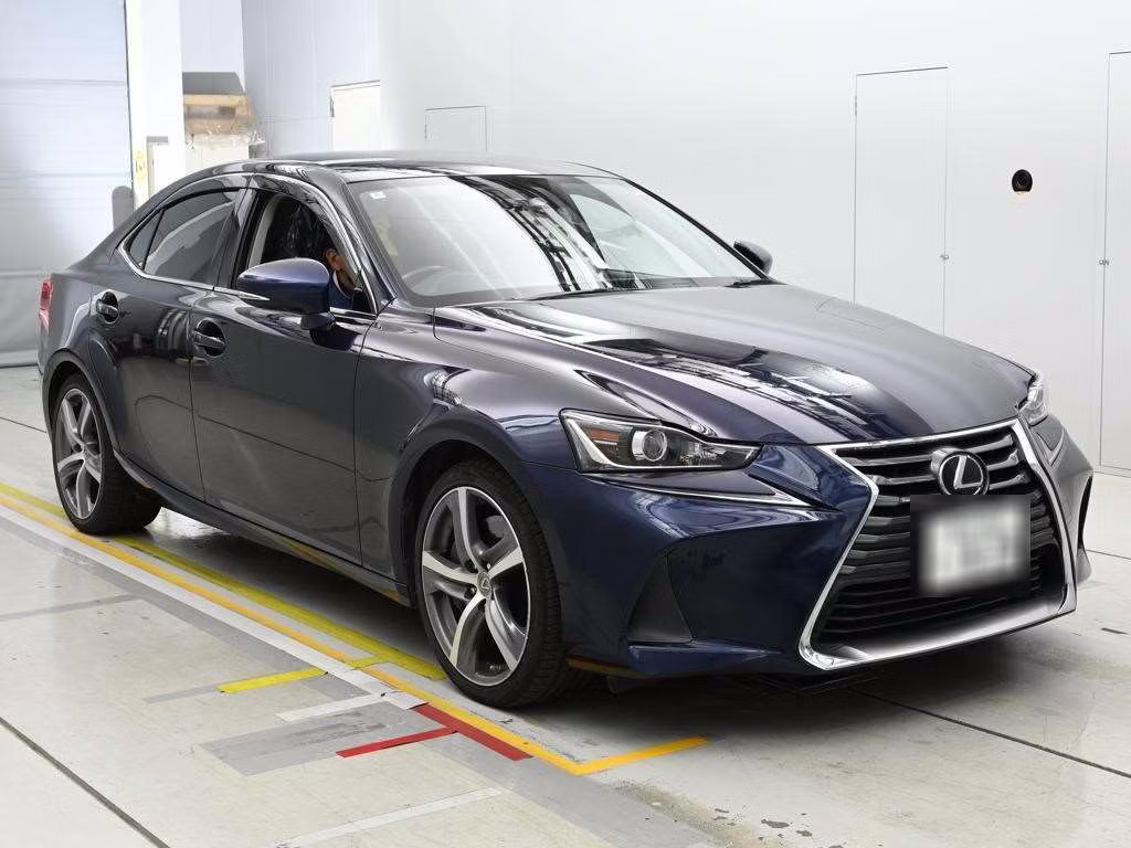 LEXUS IS350