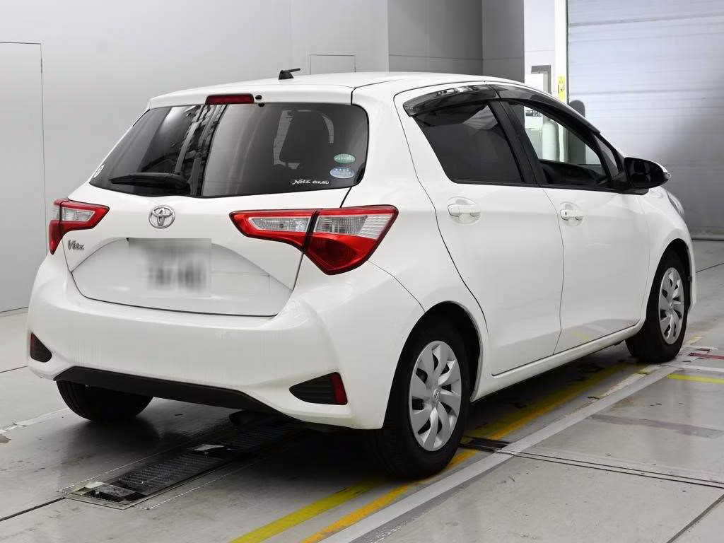 TOYOTA VITZ