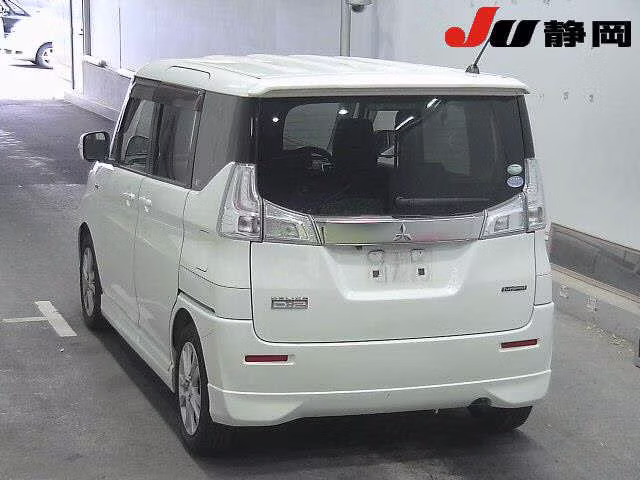MITSUBISHI DELICA D:2