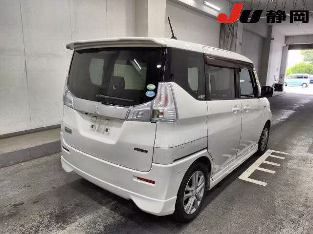 MITSUBISHI DELICA D:2