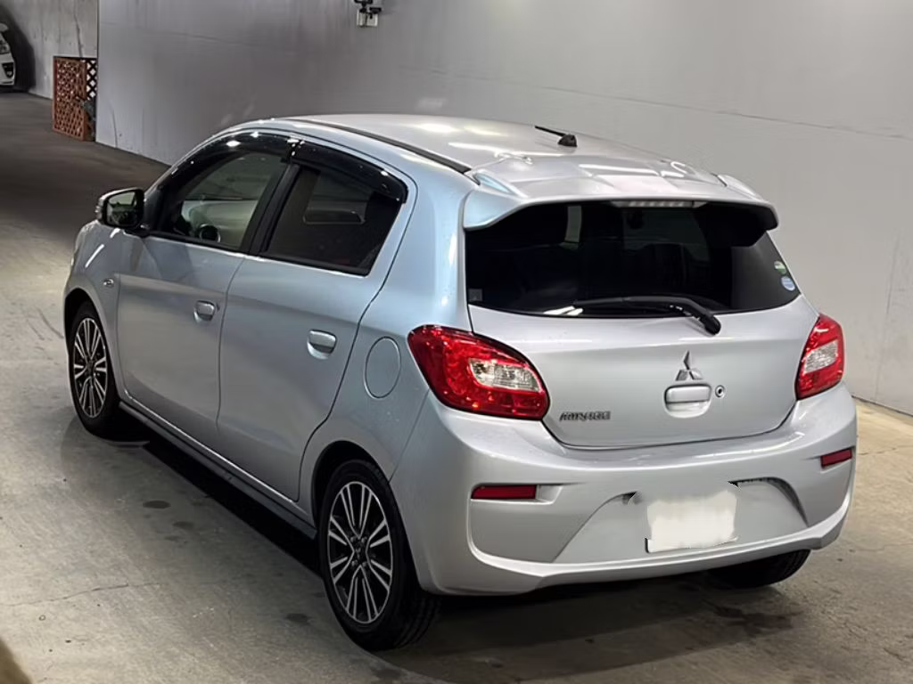 MITSUBISHI MIRAGE