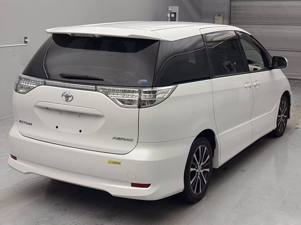 TOYOTA ESTIMA