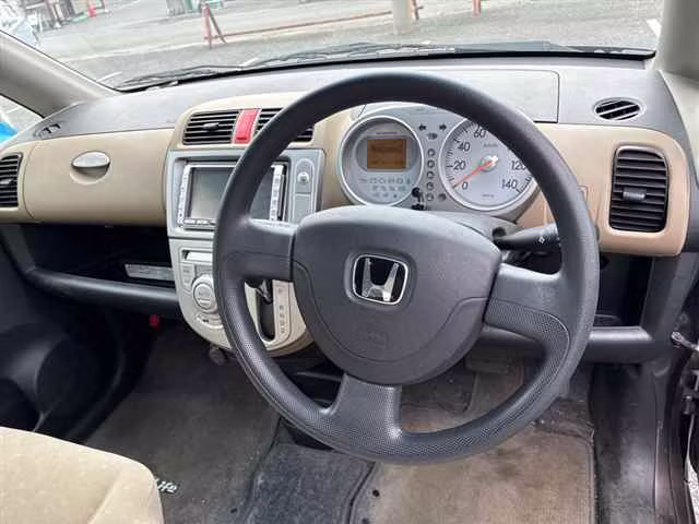 HONDA LIFE