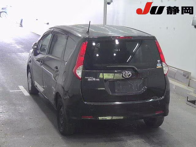TOYOTA PASSO SETTE