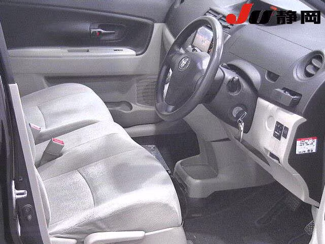 TOYOTA PASSO SETTE