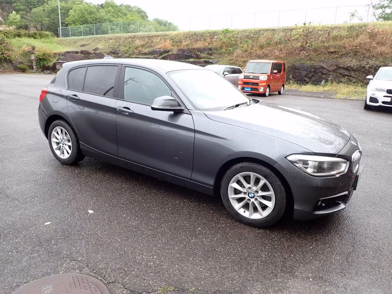 BMW 1-SERIES