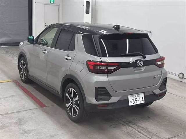 DAIHATSU ROCKY
