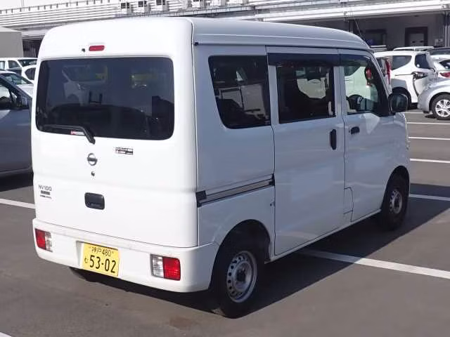NISSAN NV100 CLIPPER