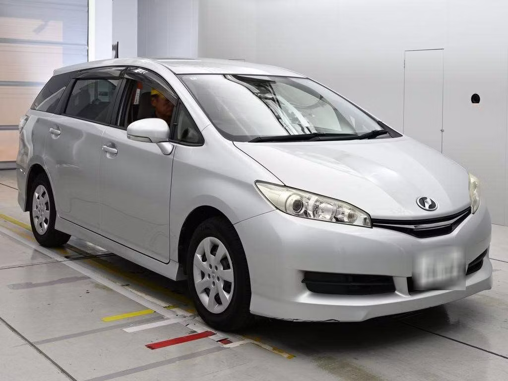 TOYOTA WISH