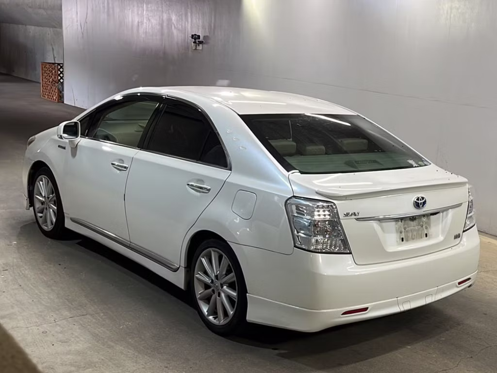 TOYOTA SAI