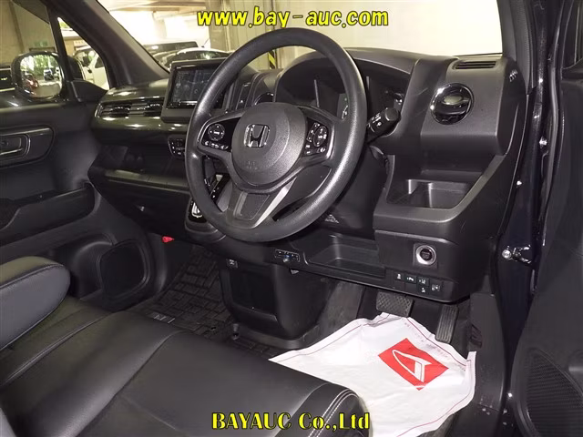 HONDA N-WGN
