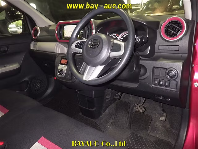 DAIHATSU BOON