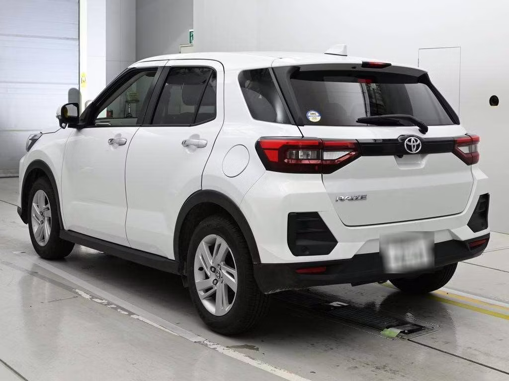 TOYOTA RAIZE