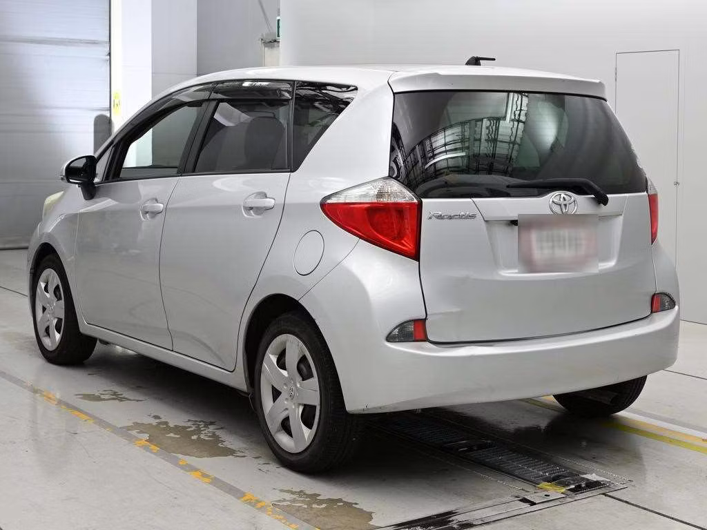 TOYOTA RACTIS