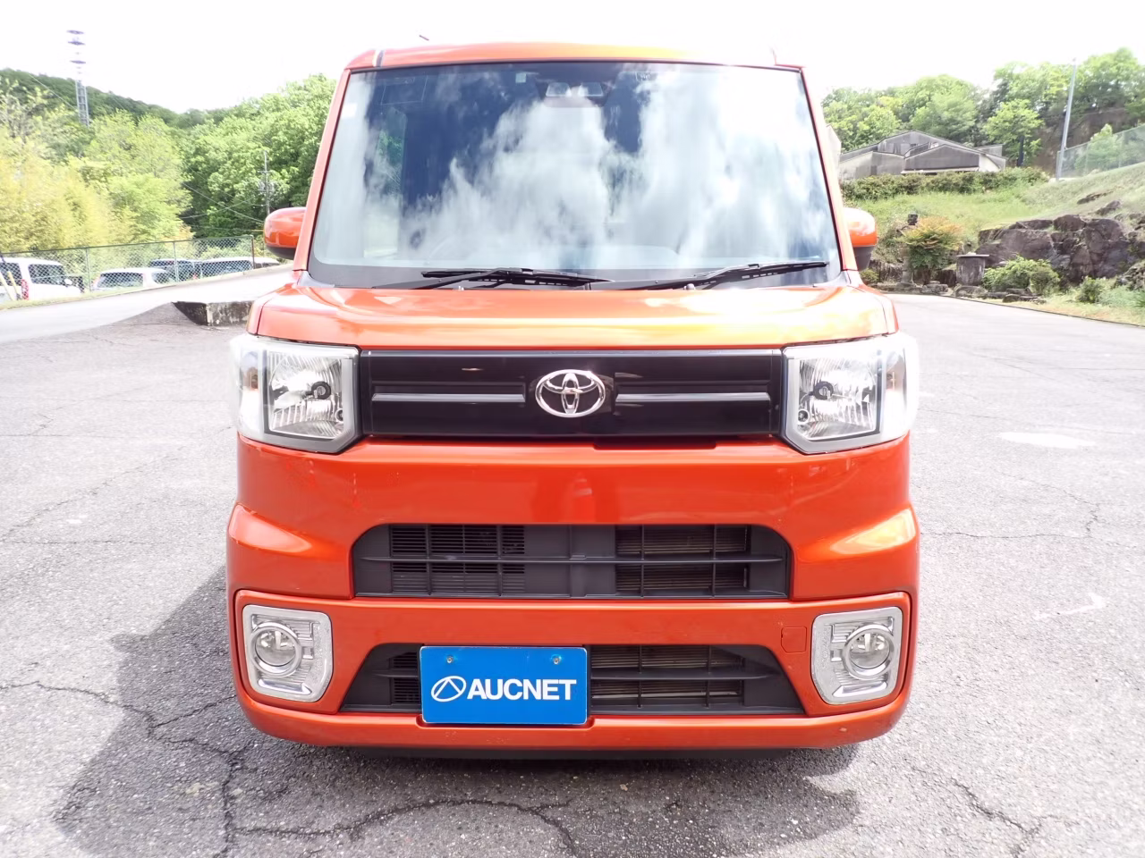 TOYOTA PIXIS MEGA