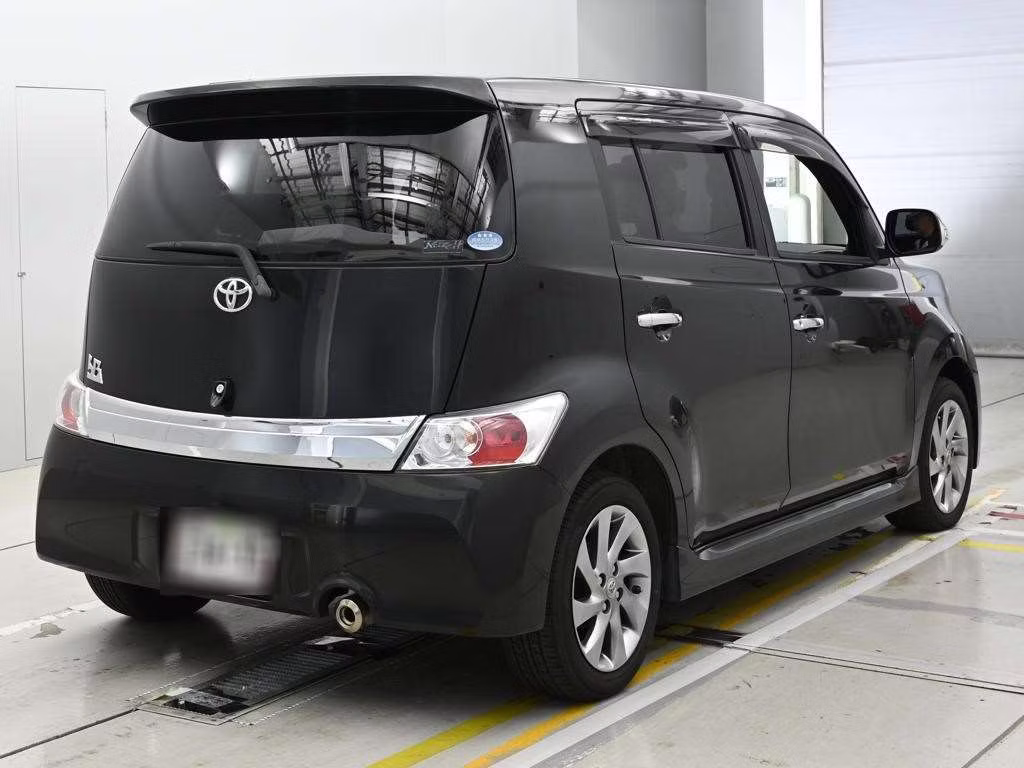 TOYOTA BB