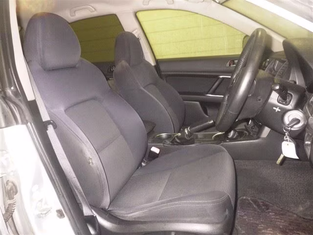 SUBARU LEGACY B4