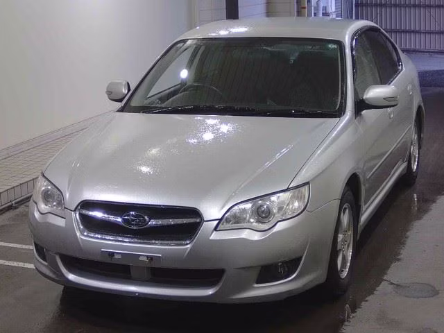 SUBARU LEGACY B4