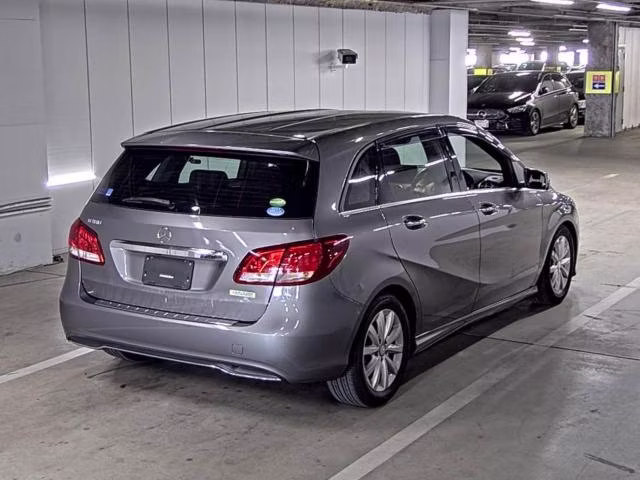 MERCEDES-BENZ B-CLASS