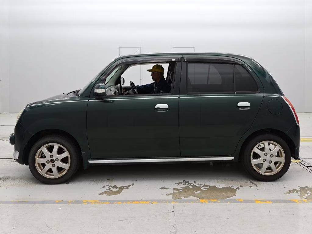 DAIHATSU MIRA GINO