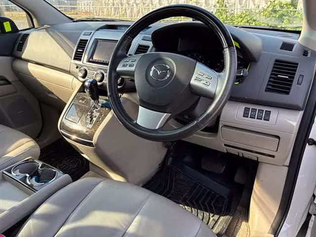 MAZDA MPV