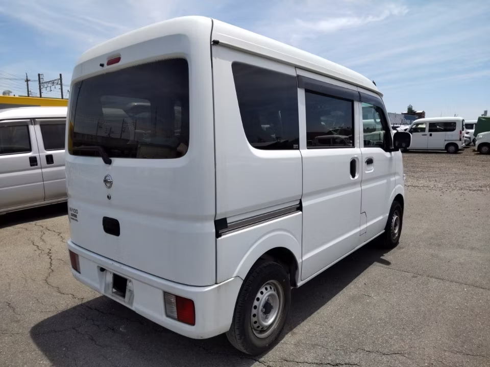 NISSAN NV100 CLIPPER