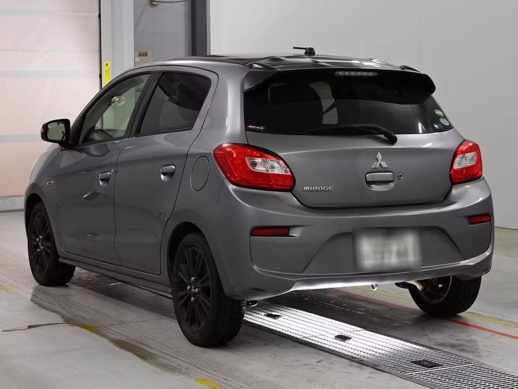 MITSUBISHI MIRAGE