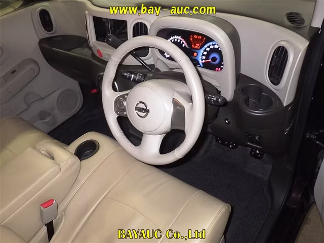 NISSAN CUBE